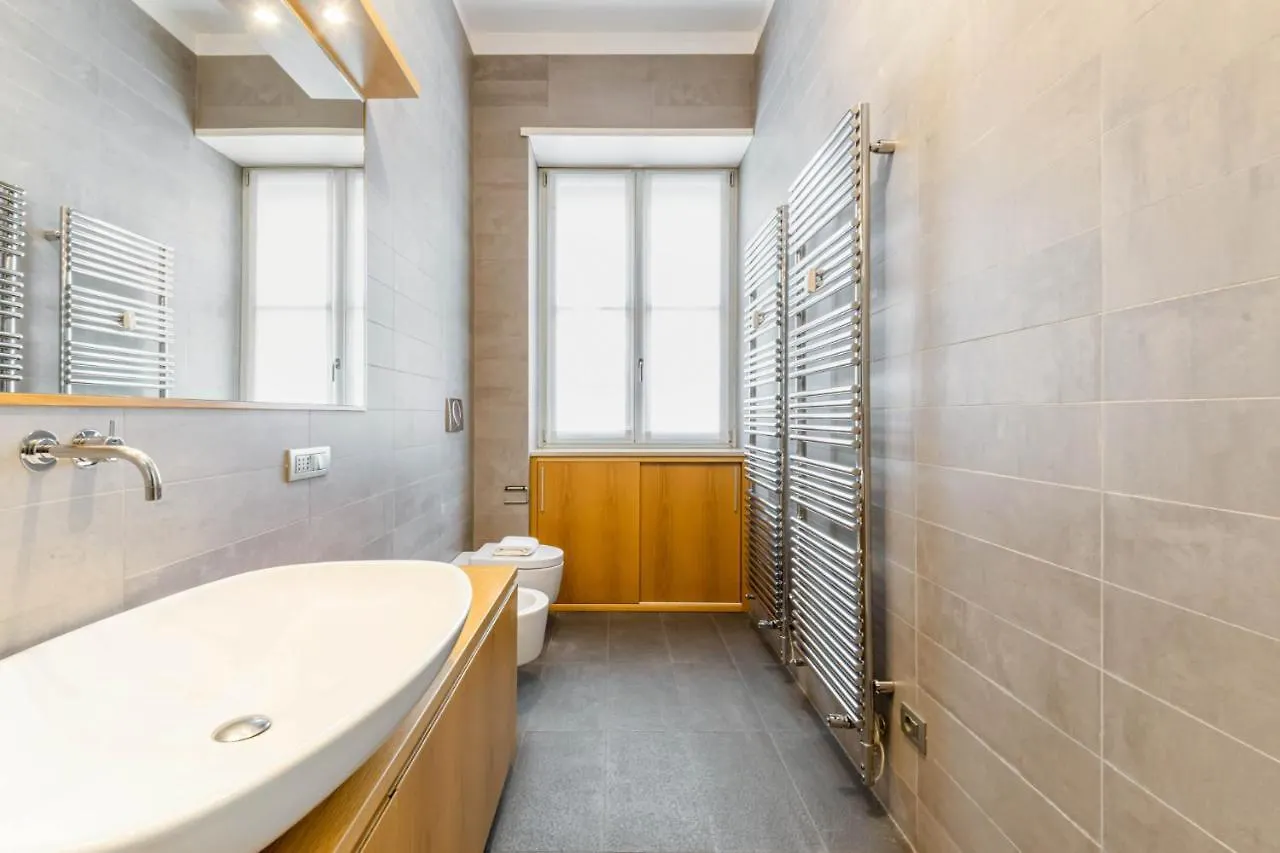 Easylife - Elegante Dimora Due Passi Dal Duomo Lägenhet Milano